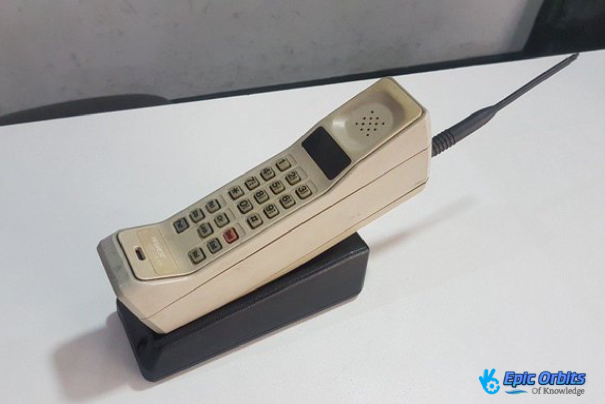 The First Mobile Phone in History